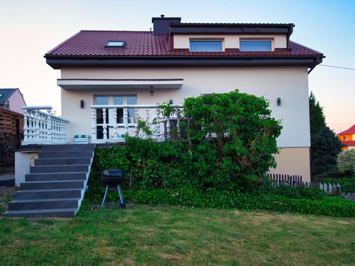 Dom Wakacyjny Na Tulipanowej W Chmielnie Chmielno Exterior foto